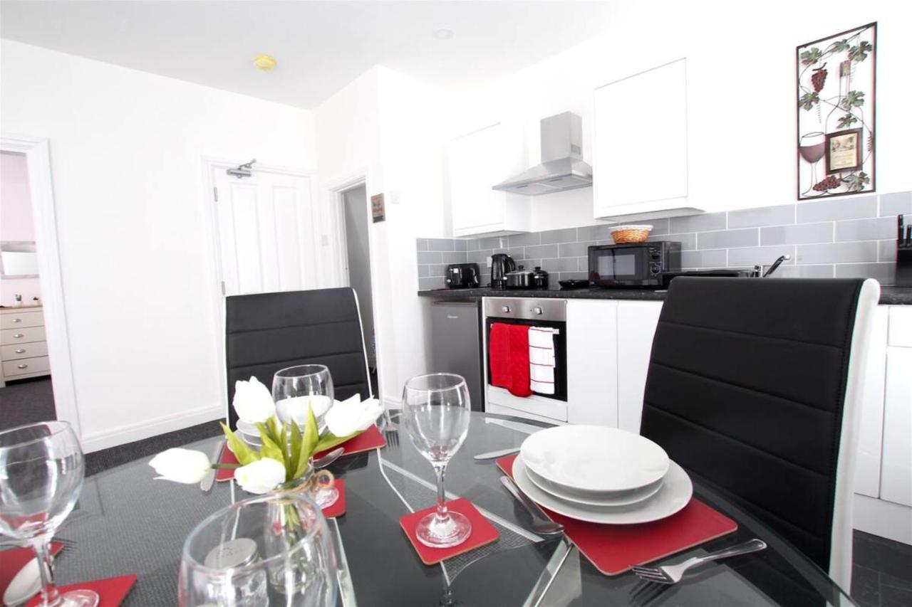 Coast Accommodation Station Road Apartments Blackpool Exterior foto