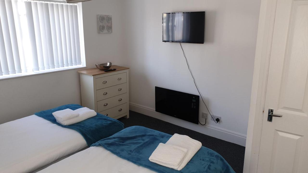 Coast Accommodation Station Road Apartments Blackpool Exterior foto